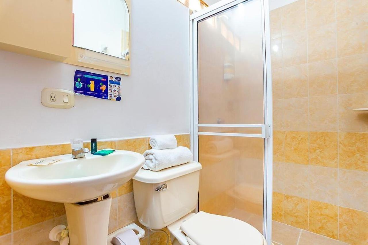 Ayenda Torre 2 Hotel Apartado Ngoại thất bức ảnh