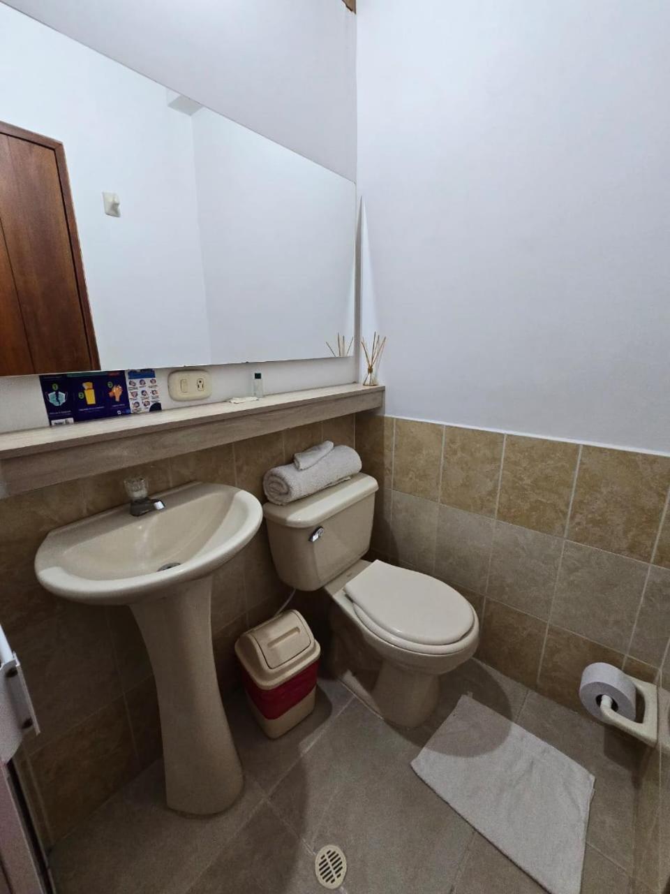 Ayenda Torre 2 Hotel Apartado Ngoại thất bức ảnh